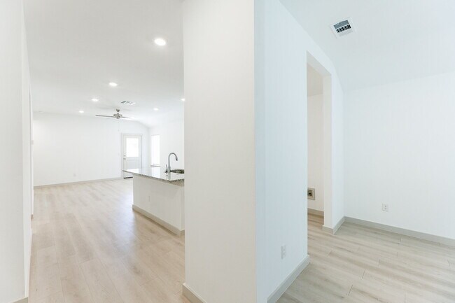 Building Photo - "Charming 3-Bedroom Home in Frenship ISD"