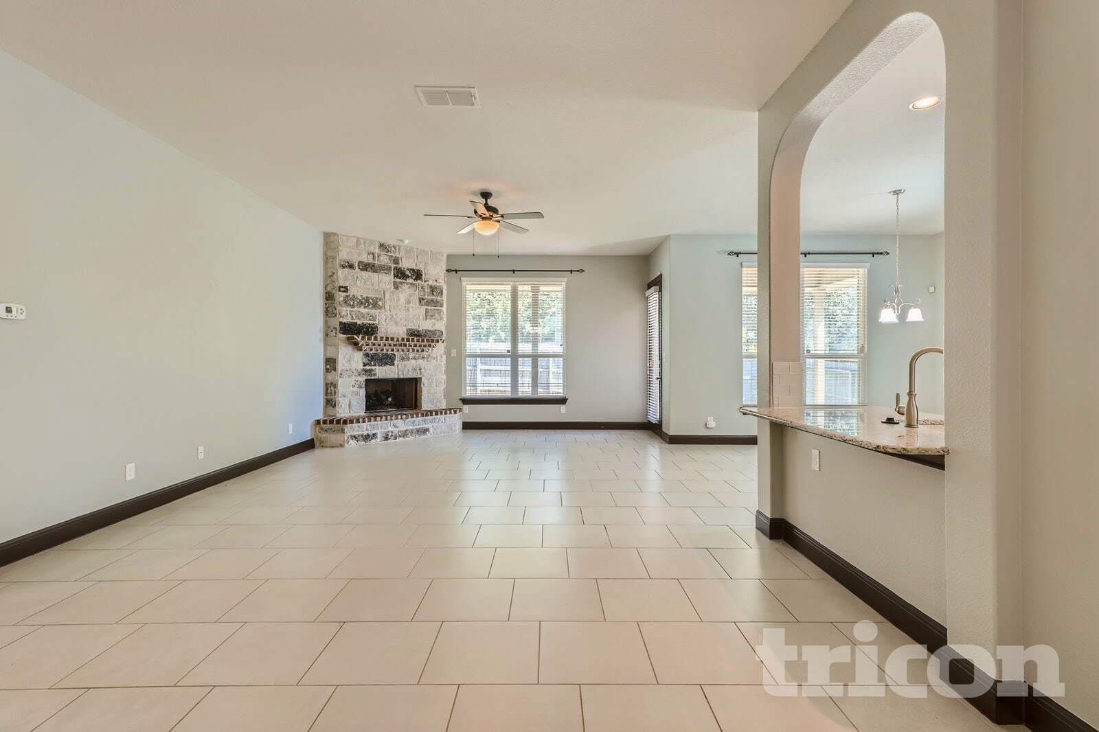 Building Photo - 12427 Loving Ml