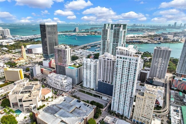 Building Photo - 234 NE 3rd St