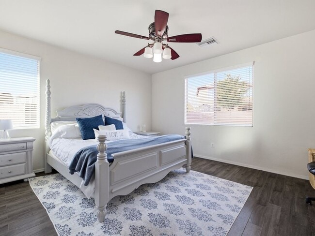 Building Photo - Spacious Cul-de-Sac Living with Modern Comforts & Community Perks