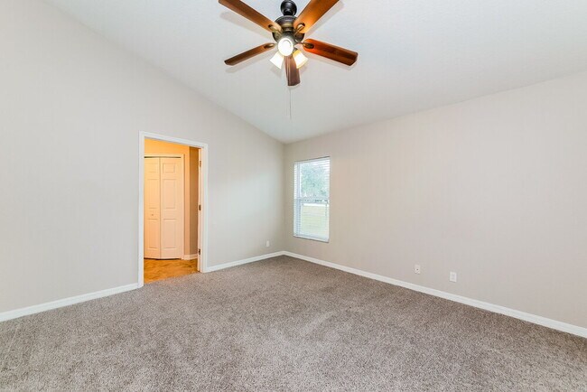 Building Photo - 3432 70th Glen E