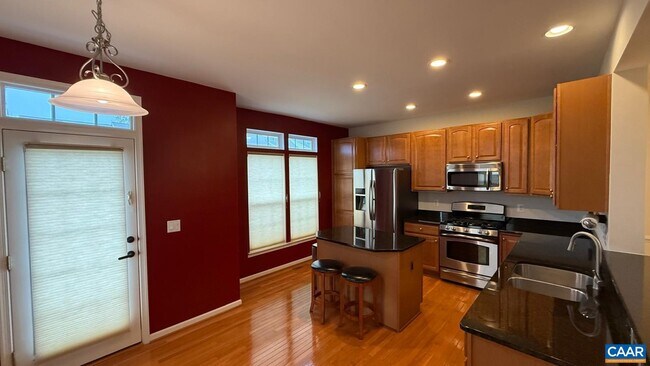 Building Photo - 2350 Abington Dr