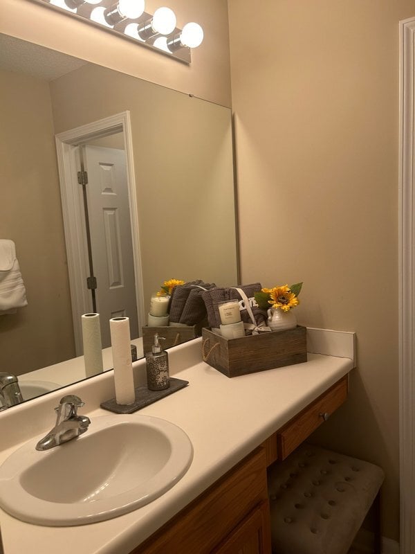 Building Photo - 4802 Cutstone Ct