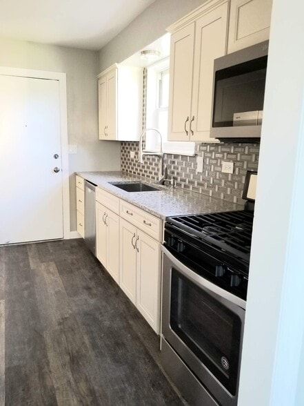 Kitchen - 3446 Main St