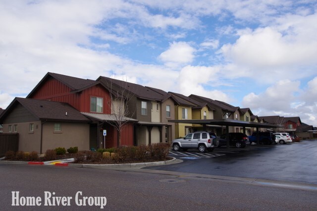 Building Photo - 1576 W Deer Crest St