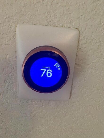 Building Photo - 725 SW 148th Ave