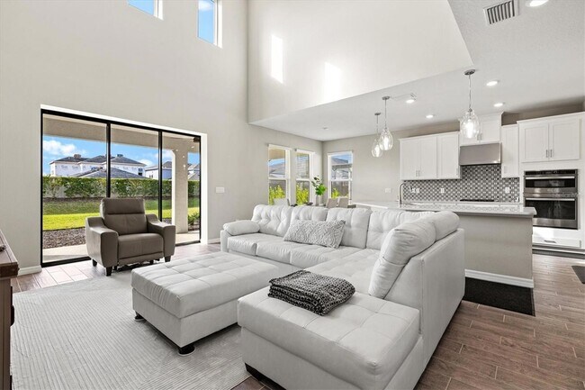 Building Photo - 9312 Tequila Sunrise Dr