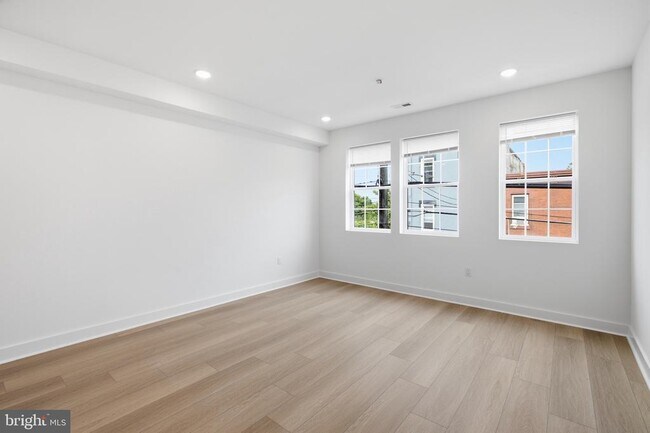 Building Photo - 2503 N 12th St
