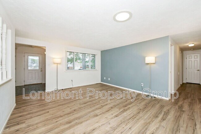 Building Photo - 2336 Smith Ct