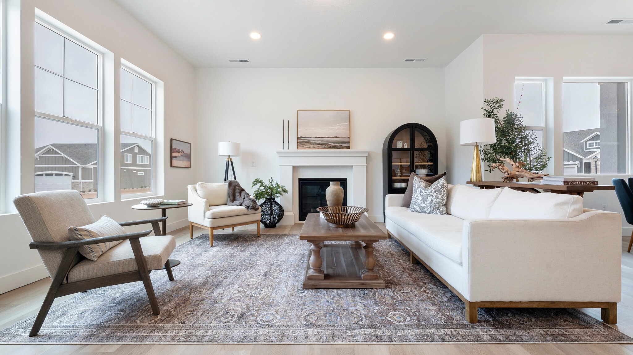 Family Room View #2 - 531 N Legend Way