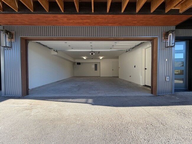Building Photo - 1790 Co Rd 203