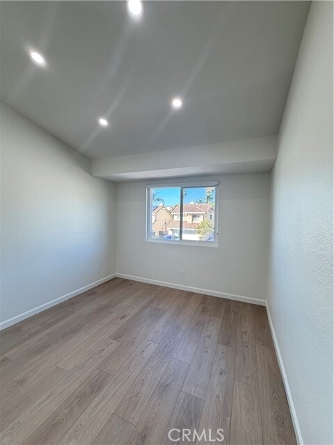 Building Photo - 25032 Sanoria St