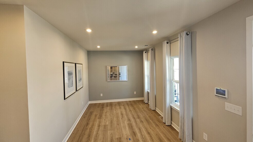 Building Photo - 1009 Horse Whisper Run