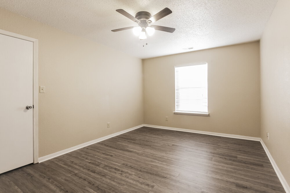 Building Photo - 1418 Green Spring Way