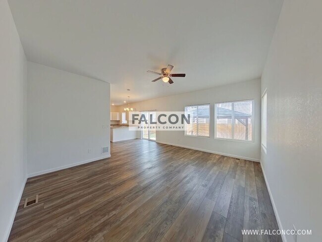 Building Photo - 10512 Castor Dr