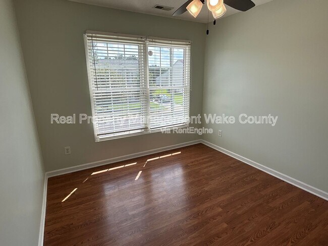 Building Photo - 4417 Crowfield Dr