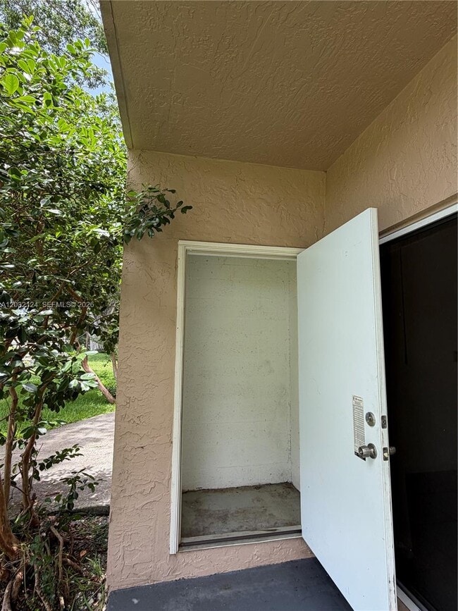 Building Photo - 1701 NW 96th Terrace