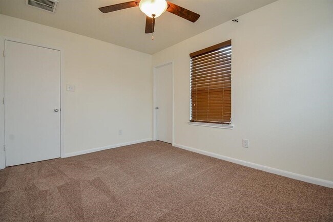 Building Photo - 19441 Archer Glen Dr