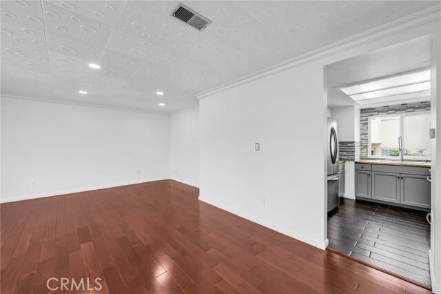 Building Photo - 1217 W 168th St