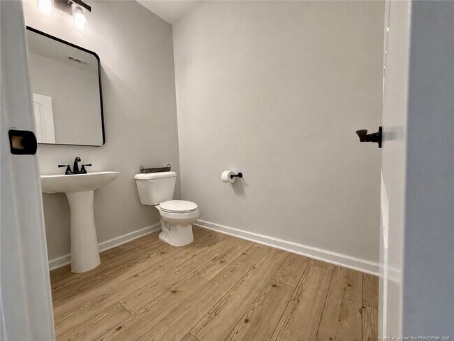 Building Photo - 1716 Nesting Trl Dr