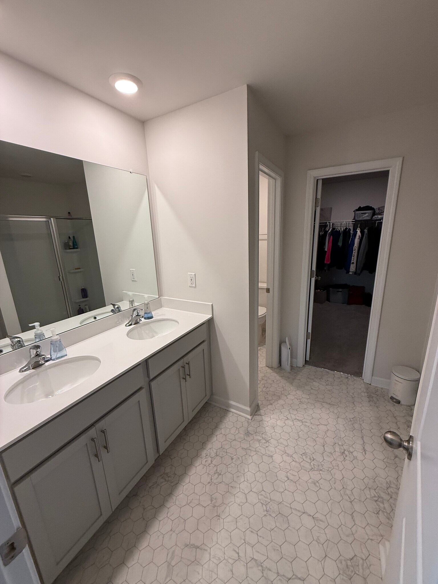 Building Photo - 209 Wheatfield Rd