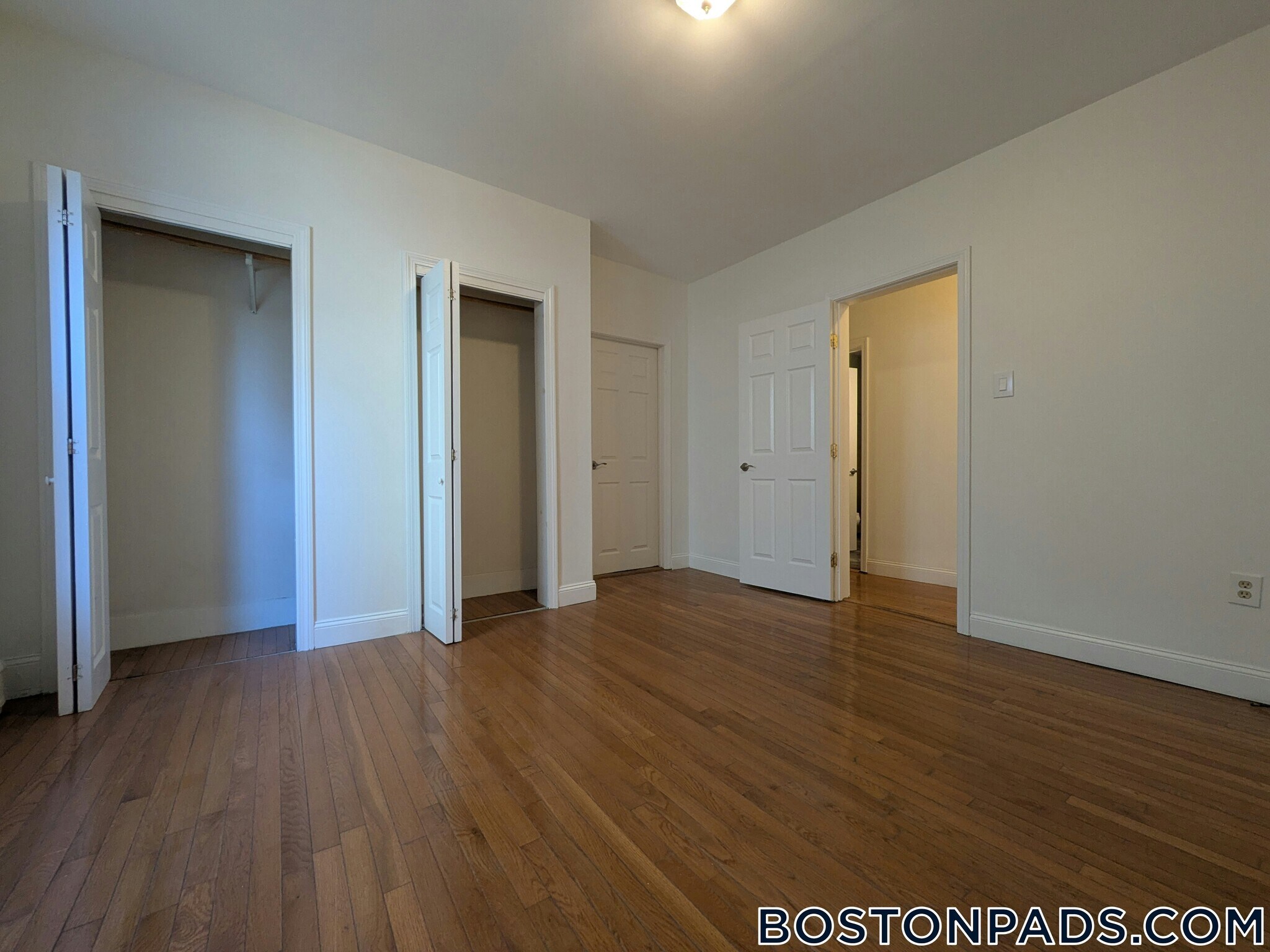 Building Photo - 184 Green St