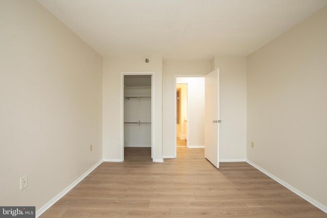 Building Photo - 1808 Old Meadow Rd