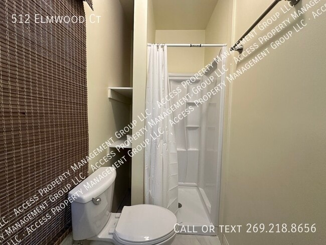 Building Photo - 512 Elmwood Ct
