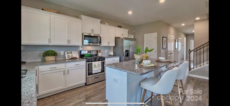 Building Photo - 135 Ashelyn Pk Dr