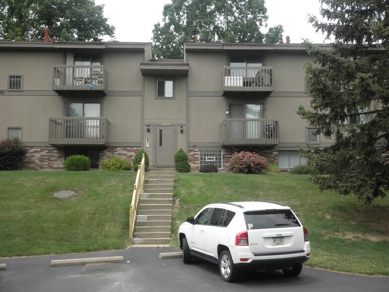 Building Photo - 27614 Evergreen Run