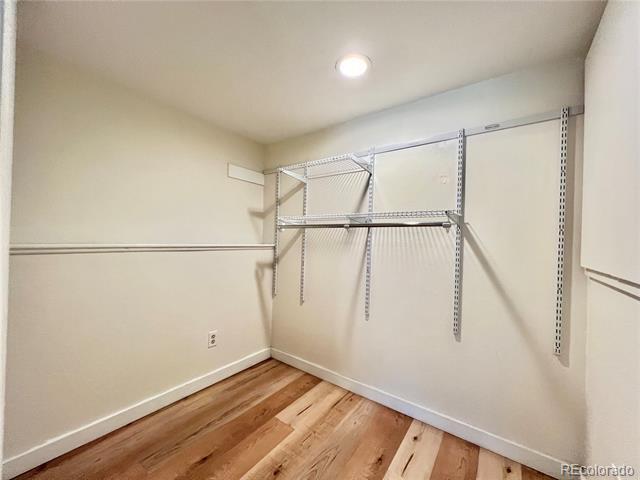 Building Photo - 2739 Straus Ln