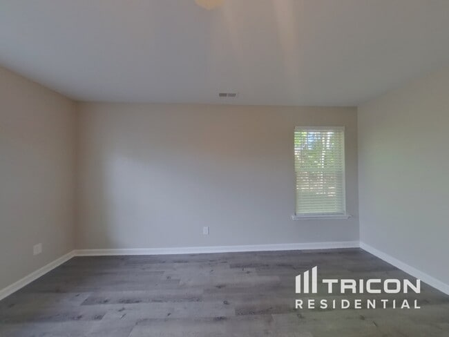 Building Photo - 296 Waxberry Ct