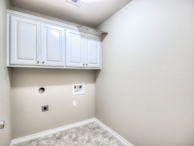 Building Photo - Beautiful home in Southern Oaks***HAUGHTON***