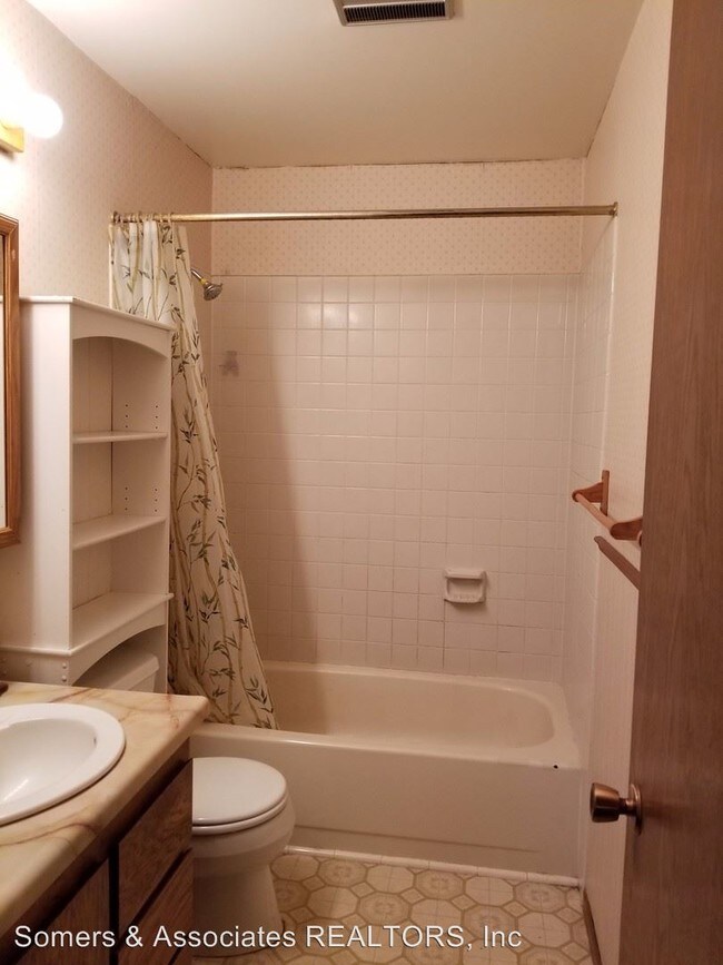 Building Photo - 1407 2nd Ave