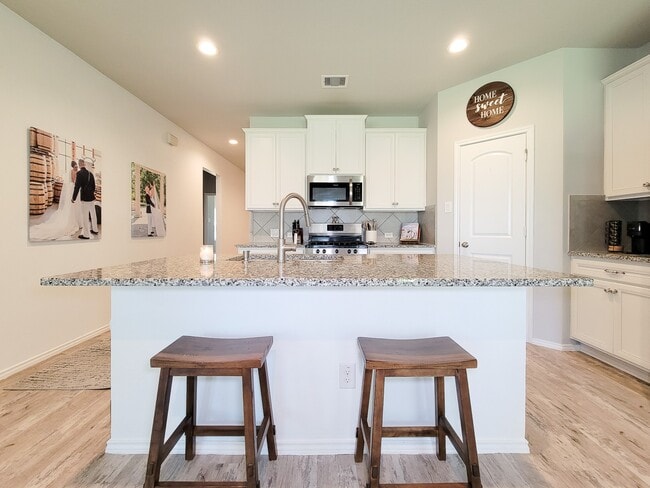 Building Photo - 2326 Strong Horse Dr