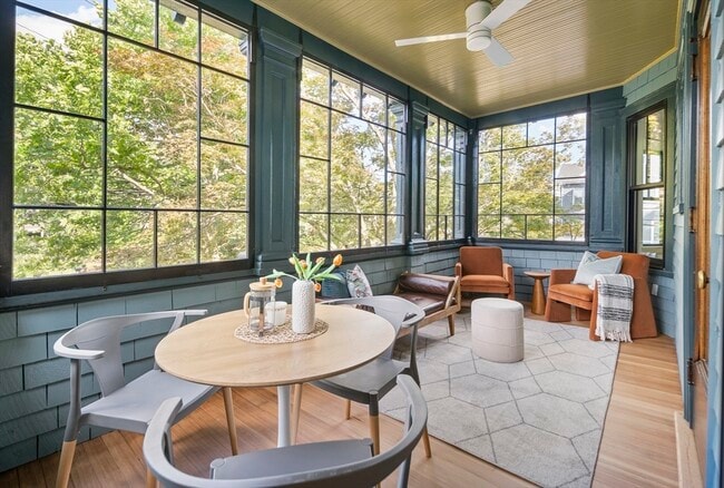 Building Photo - 21 Walnut St