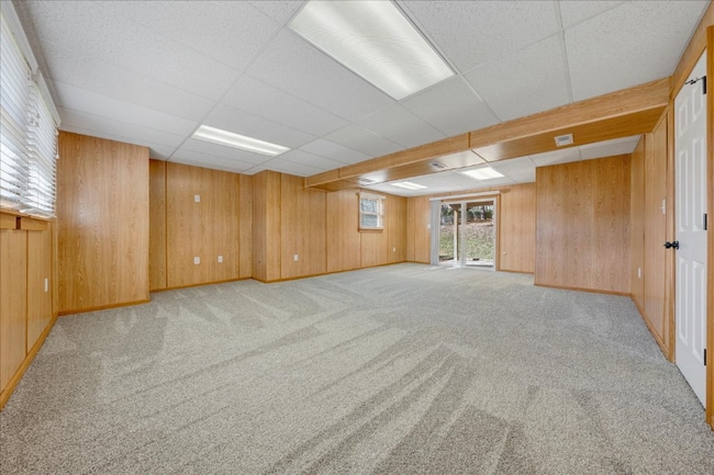 Building Photo - 5184 Orchard Hill Dr