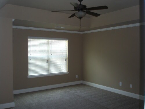 Building Photo - 3592 Fallen Oak Dr