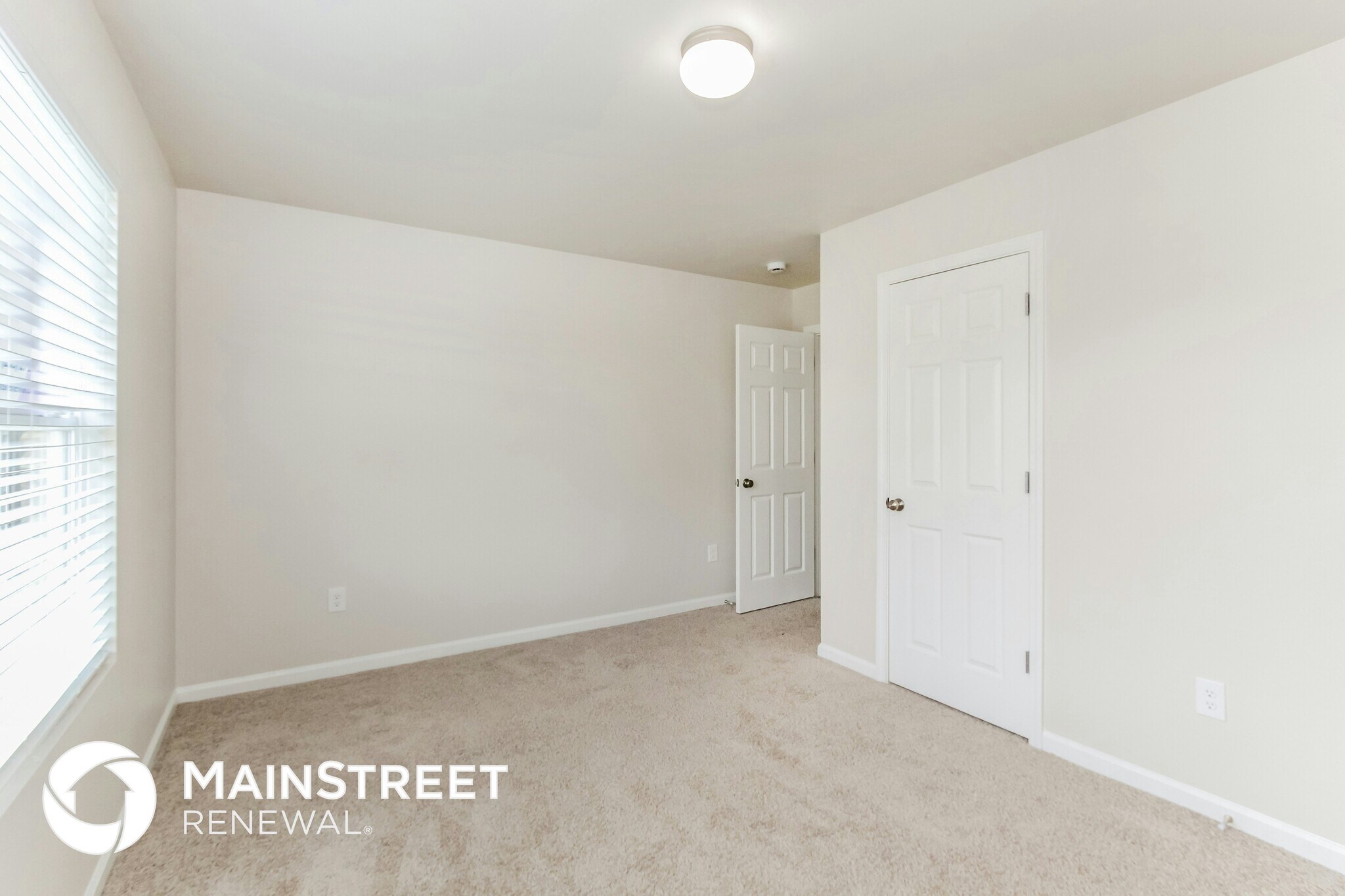 Building Photo - 590 Woodland Crst Rd