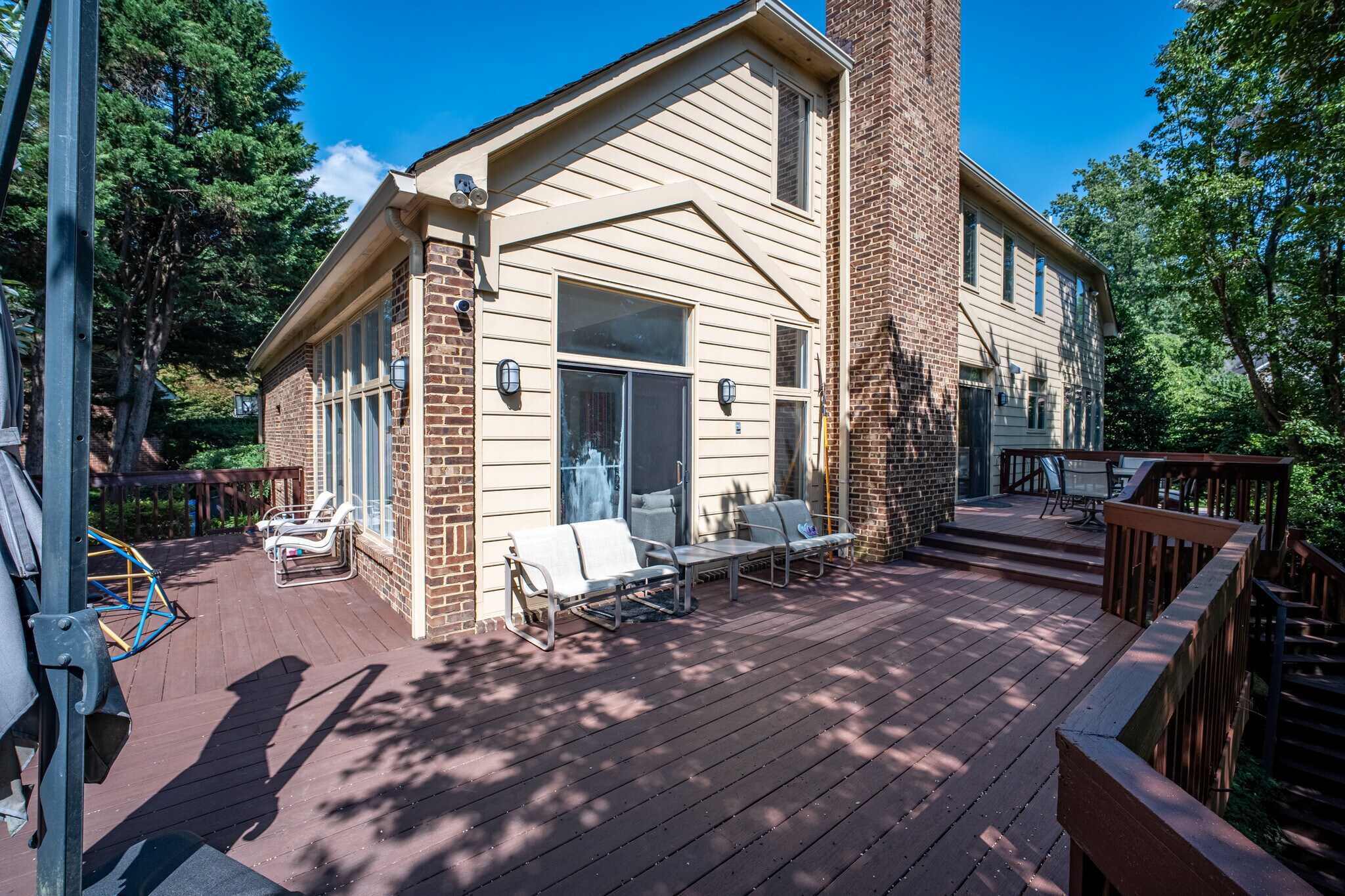 Wrap Around Deck - 7624 Wheatcroft Ct
