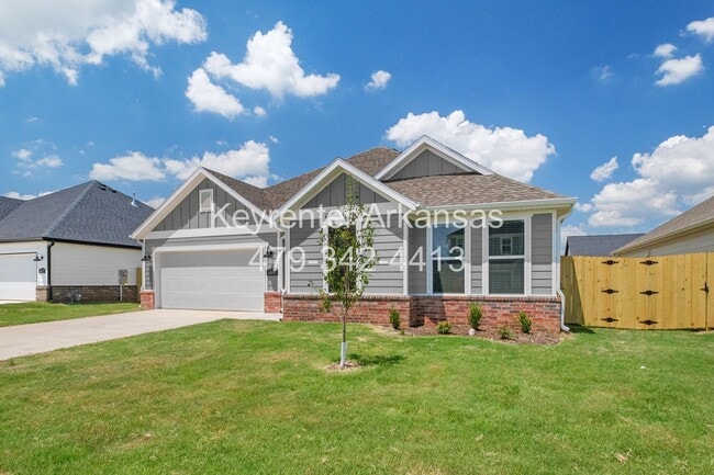 Building Photo - Live New in Bentonville | 3BR Beauty with Backyard