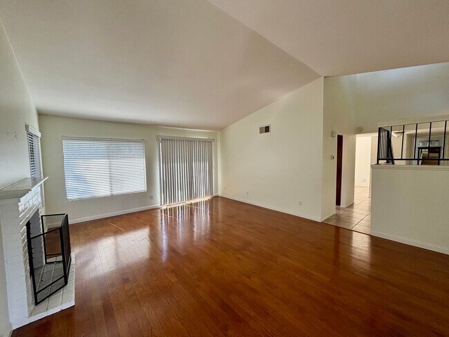 Building Photo - Beautiful Home in Shadowridge