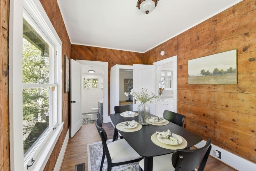 Building Photo - 179 College Way