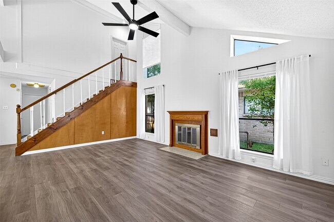 Building Photo - 20115 Beechview Ln