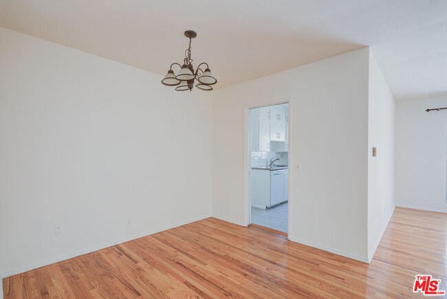 Building Photo - 1055 S Wooster St