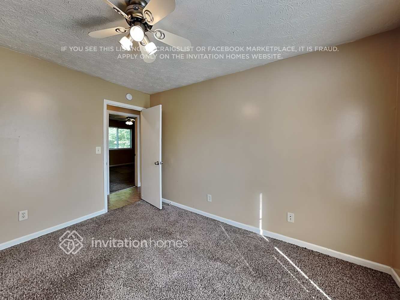 Building Photo - 2463 Mistletoe Ln SW