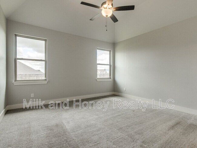 Building Photo - 14525 Rochefort Ln