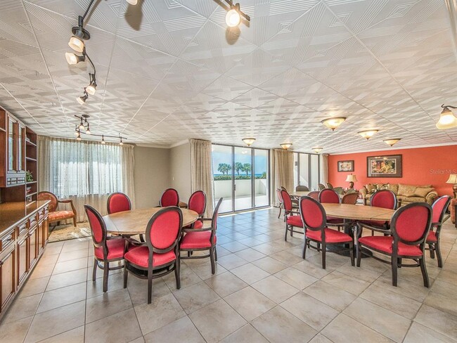 Building Photo - 1460 Gulf Blvd