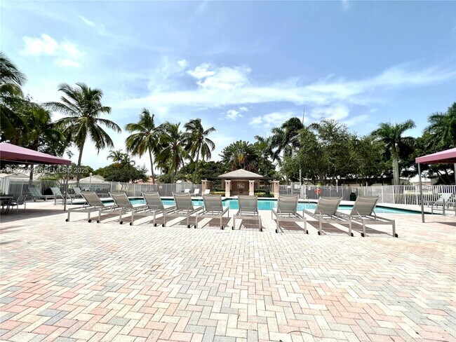 Building Photo - 1816 Salerno Cir