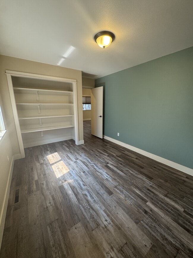 Building Photo - 3019 Colton Blvd